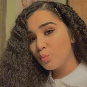 Meet your Posher, Isabella